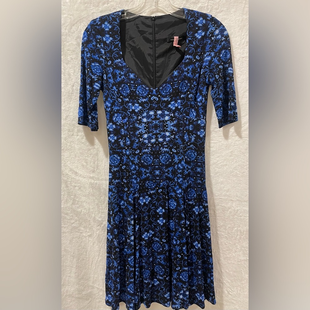 Nanette Lepore Size 2  Fit & Flare Black Blue Print Dress (1,15)